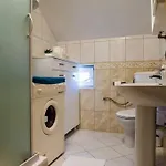Holiday home Anica Cavoglave